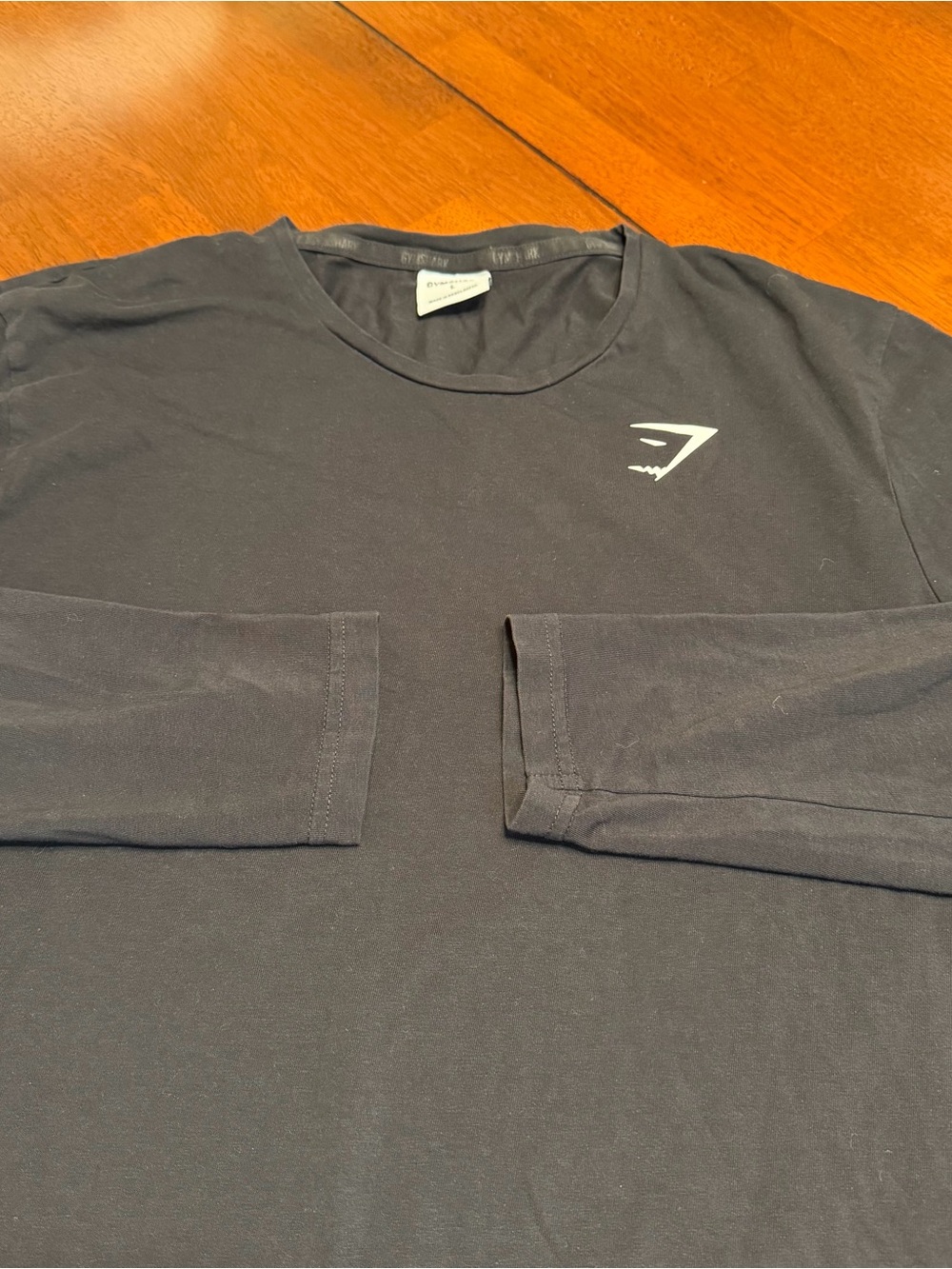 Gymshark Critical Long Sleeve Shirt Mens Large Black Solid Crewneck Athletic Gym